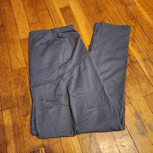 Time and Tru maternity leggings